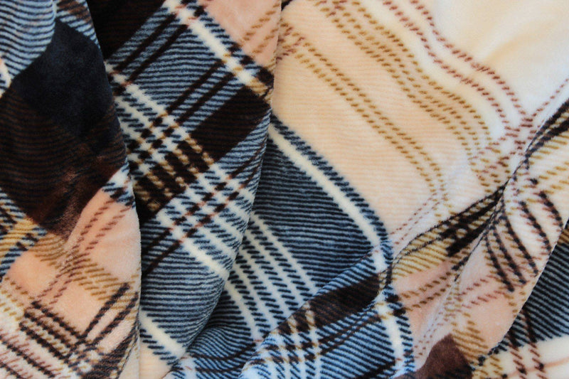 Tache Super Soft Winter Cabin Flannel Polyester Throw Blanket - DaDa Bedding Collection