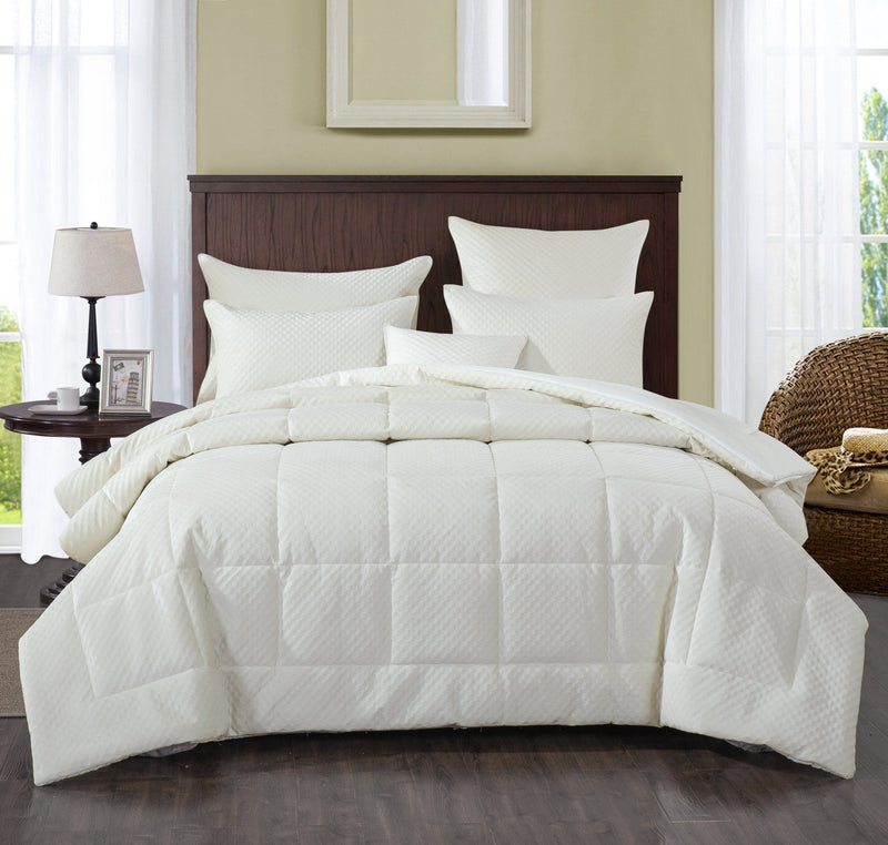 DaDa Bedding Dreamy Soft Velvet Ivory White Plush Velour Tufted Quilted Comforter Set (JHW861) - DaDa Bedding Collection
