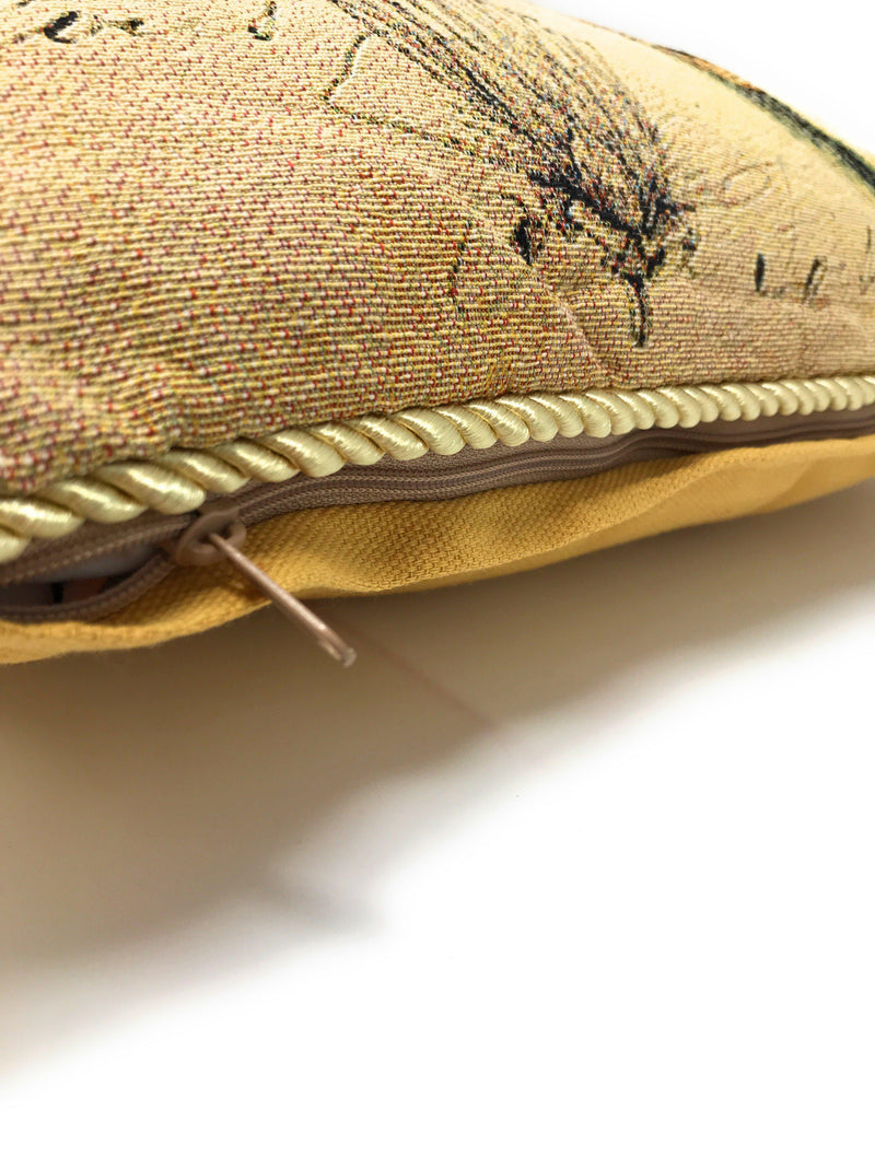 DaDa Bedding Dragonfly Dreams Elegant Insect Bug Throw Pillow Cushion Cover - 1-Piece - 18" - DaDa Bedding Collection