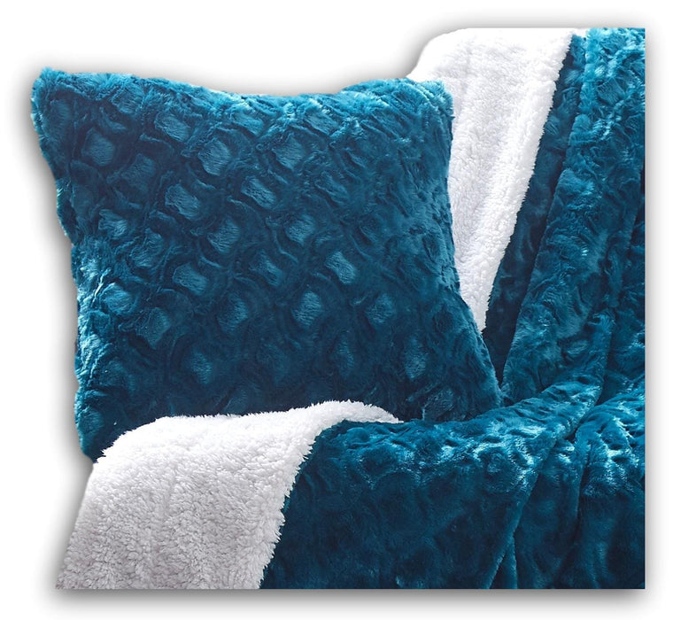 Throw Pillow - DaDa Bedding Luxury Faux Fur Euro Throw Pillow Cover, Mermaid Scales Teal Green (171805) - DaDa Bedding Collection