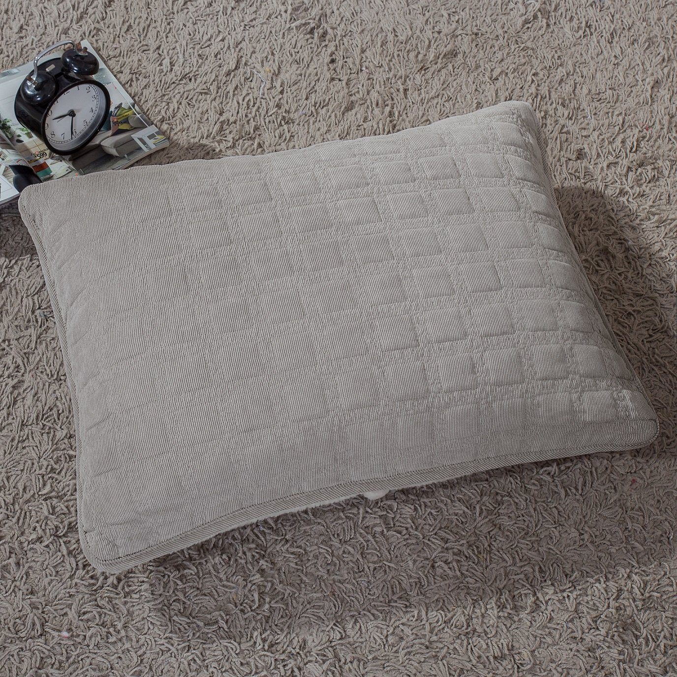 DaDa Bedding Corduroy Sherpa Backside Soft Grey Quilted Pillow Sham - 1-Piece (JHW858) - DaDa Bedding Collection