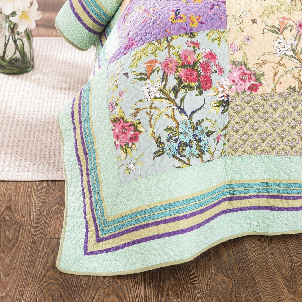 DaDa Bedding Frosted Pastel Gardenia Bohemian Cotton Patchwork Bedspread Set (JHW-604) - DaDa Bedding Collection