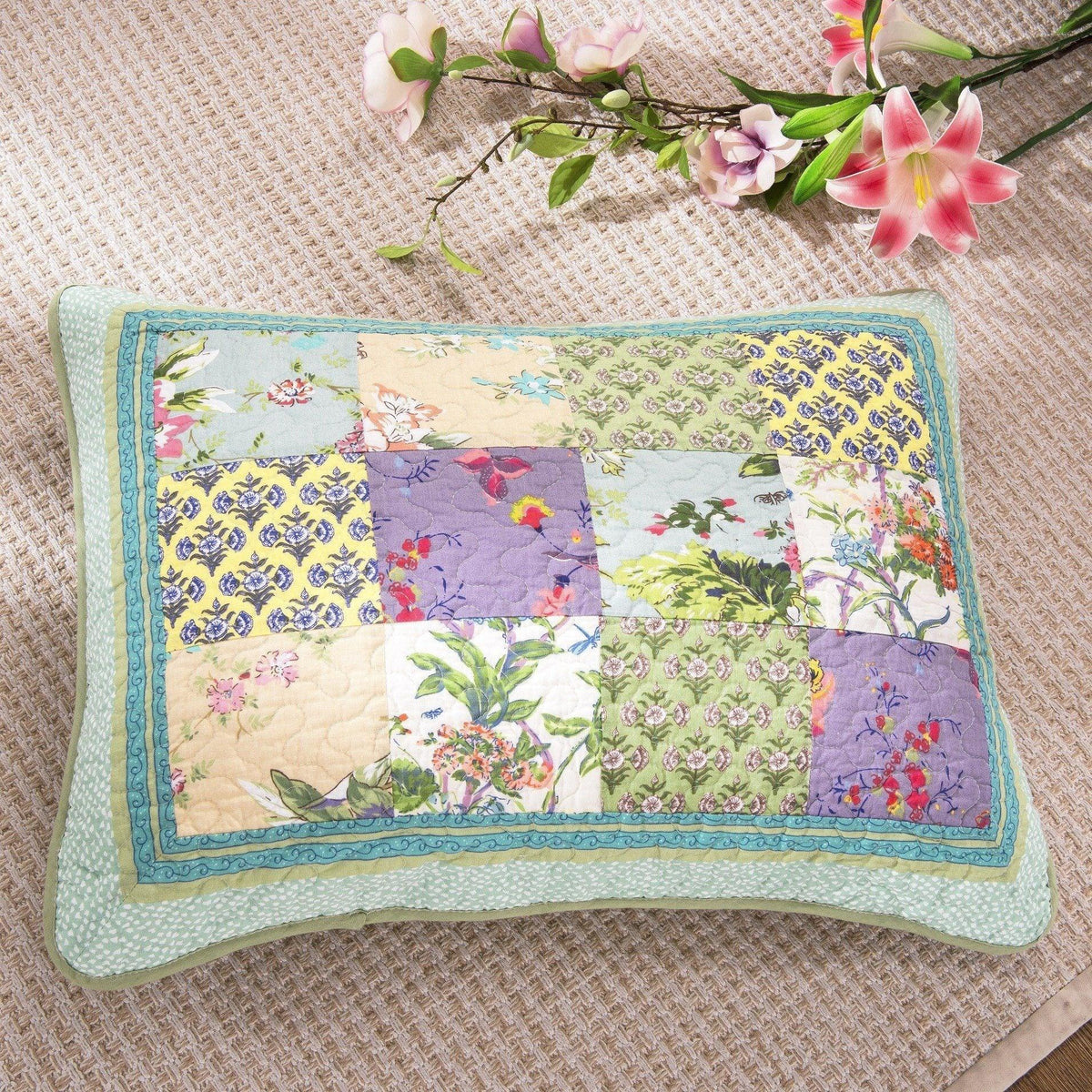 DaDa Bedding Frosted Pastel Gardenia Bohemian Cotton Patchwork Bedspread Set (JHW-604) - DaDa Bedding Collection