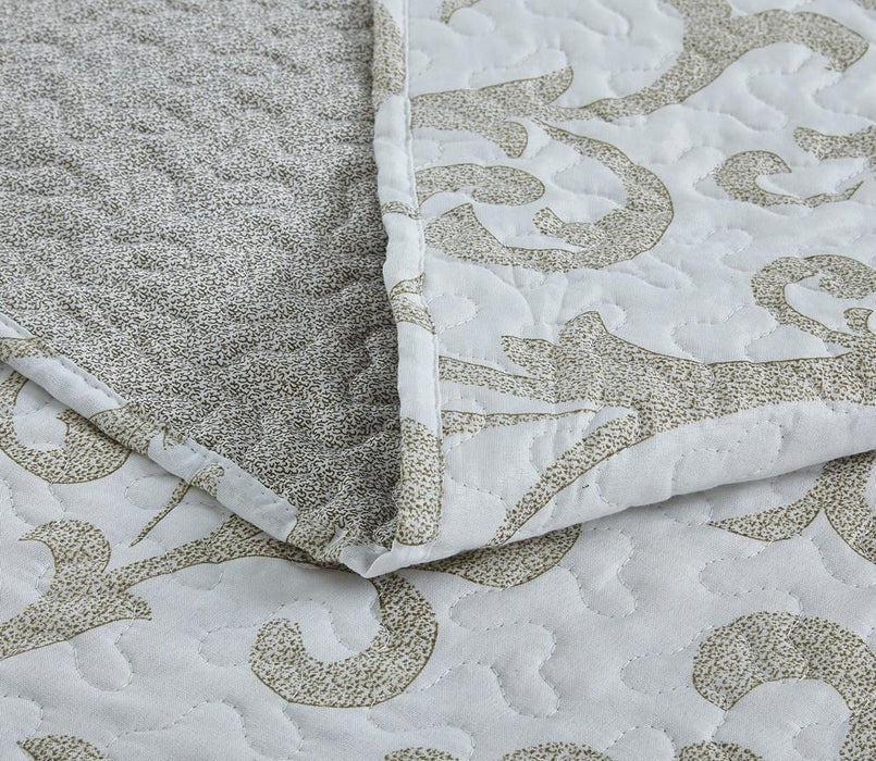 QUILT - DaDa Bedding Luxe Couture Floral White Freesia Vineyard Elegant Coverlet Bedspread Set (HS-8760) - DaDa Bedding Collection
