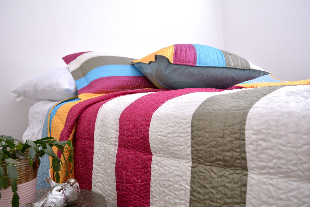 DaDa Bedding Suburban Striped Metallic Shiny Colorful Bedspread Set - Twin (DXJ106215) - DaDa Bedding Collection