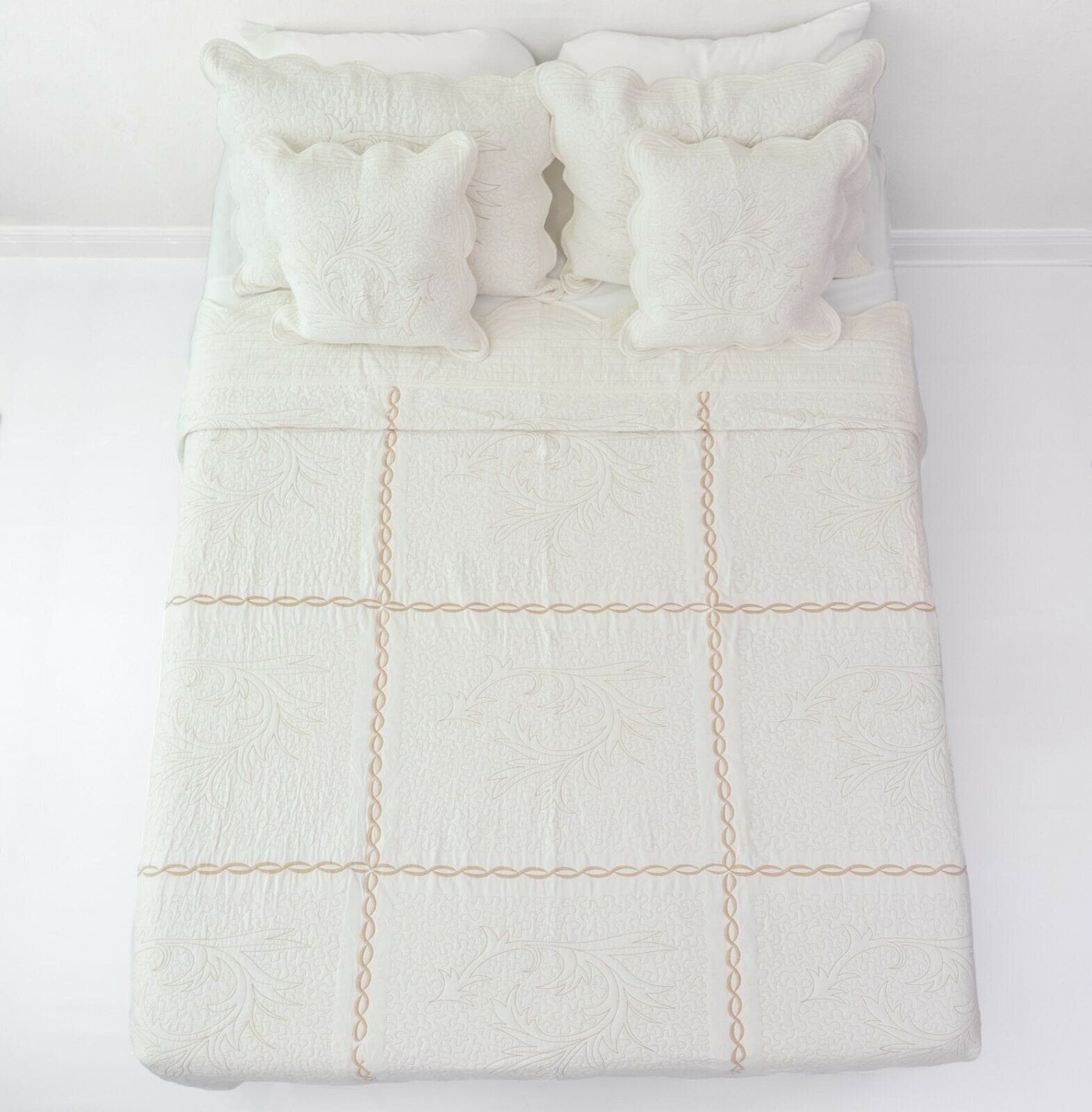 DaDa Bedding Elegant Cottage Ivory White Floral Matelassé Cotton Pillow Sham - Queen Size 20" x 30" (DXJ101796) - DaDa Bedding Collection