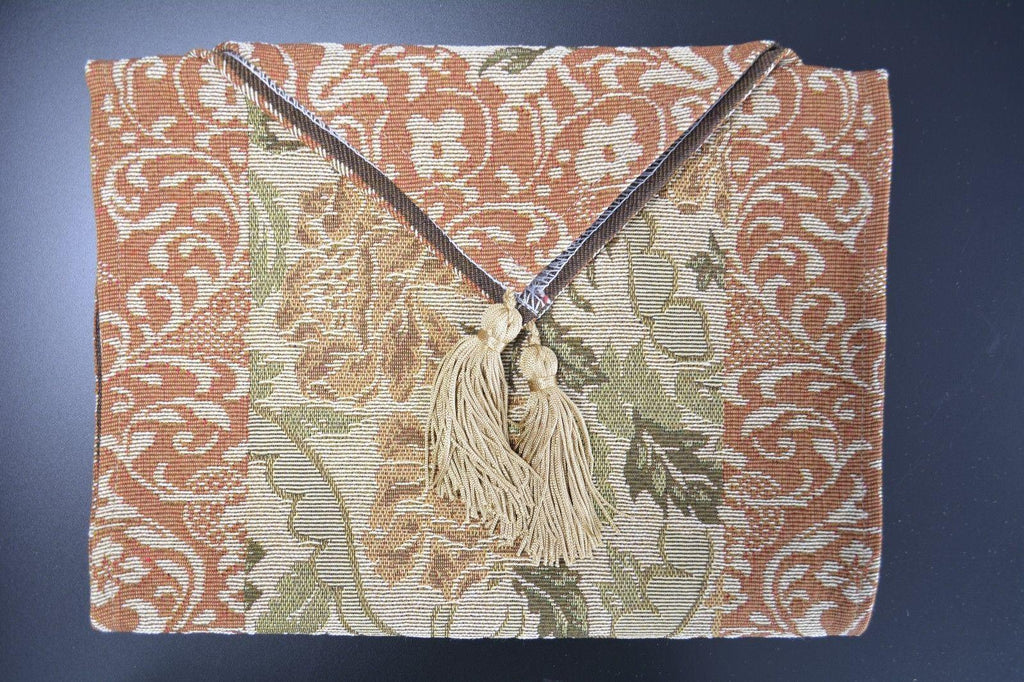 DaDa Bedding Floral Nature Garden Beige Orange Spices Tapestry Table Runner (10072) - DaDa Bedding Collection