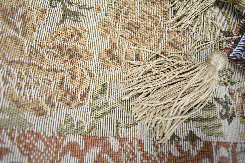 DaDa Bedding Floral Nature Garden Beige Orange Spices Tapestry Table Runner (10072) - DaDa Bedding Collection