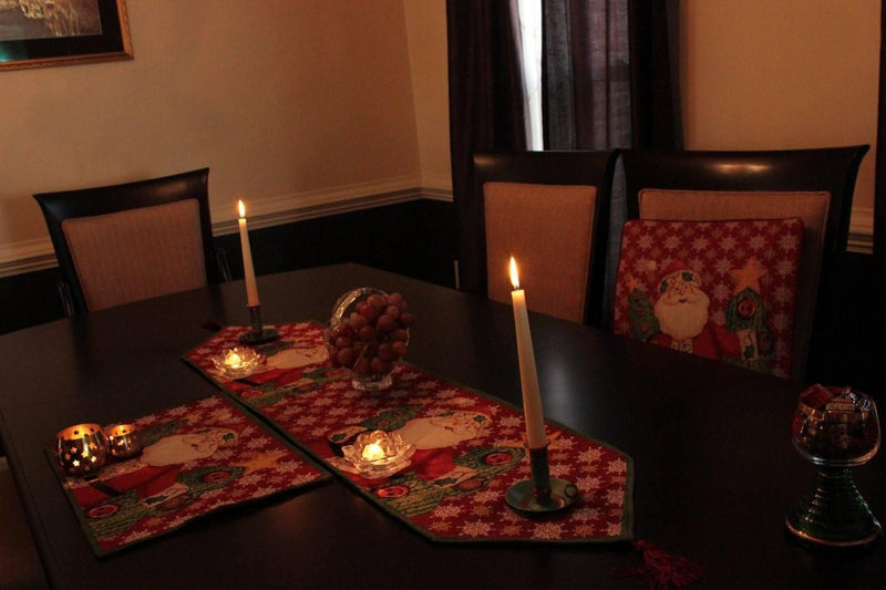 Tache Santa Clause Is Coming to Town Table Runners - DaDa Bedding Collection