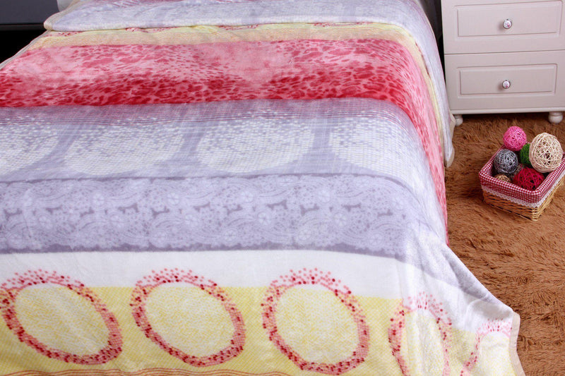 DaDa Bedding Seashore Sunny Yellow Lavender Floral Flannel Mink Fleece Throw Blanket (XY9901) - DaDa Bedding Collection