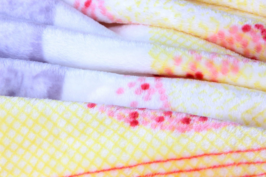 DaDa Bedding Seashore Sunny Yellow Lavender Floral Flannel Mink Fleece Throw Blanket (XY9901) - DaDa Bedding Collection