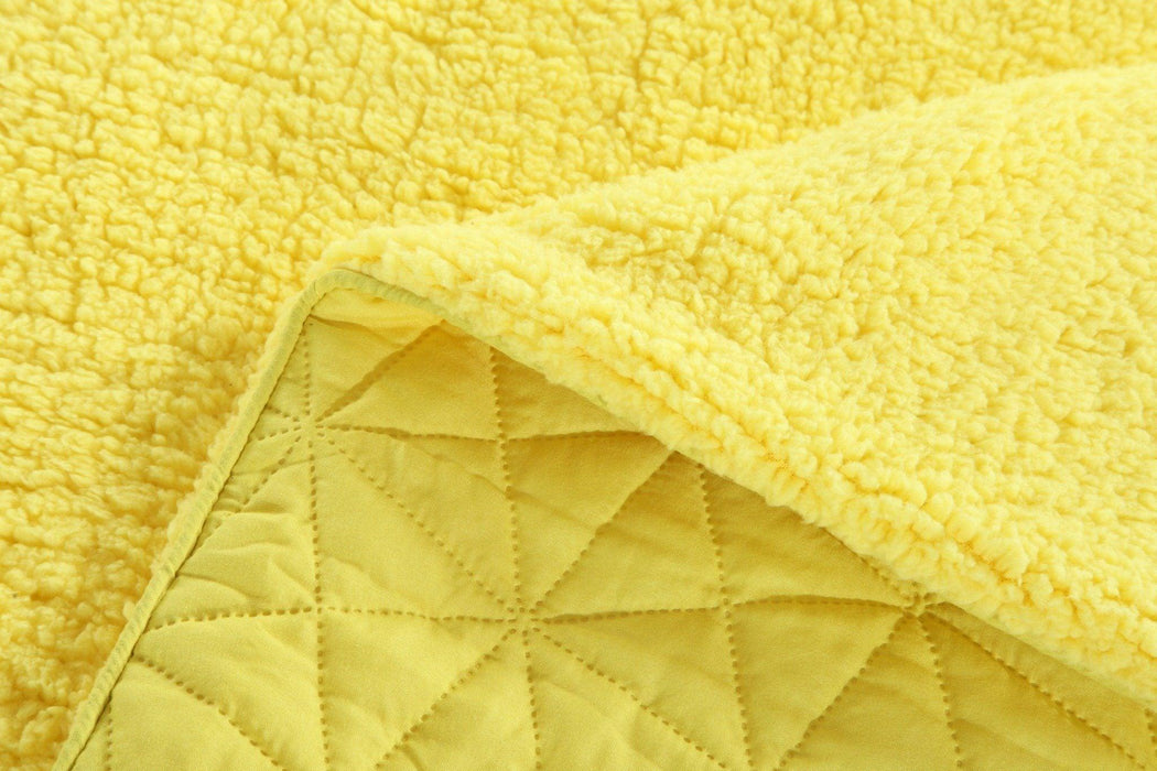 DaDa Bedding Happy Sunny Yellow Bright Quilted Ultra Sonic Reversible Throw Blanket Bedspread (BJ0107) - DaDa Bedding Collection